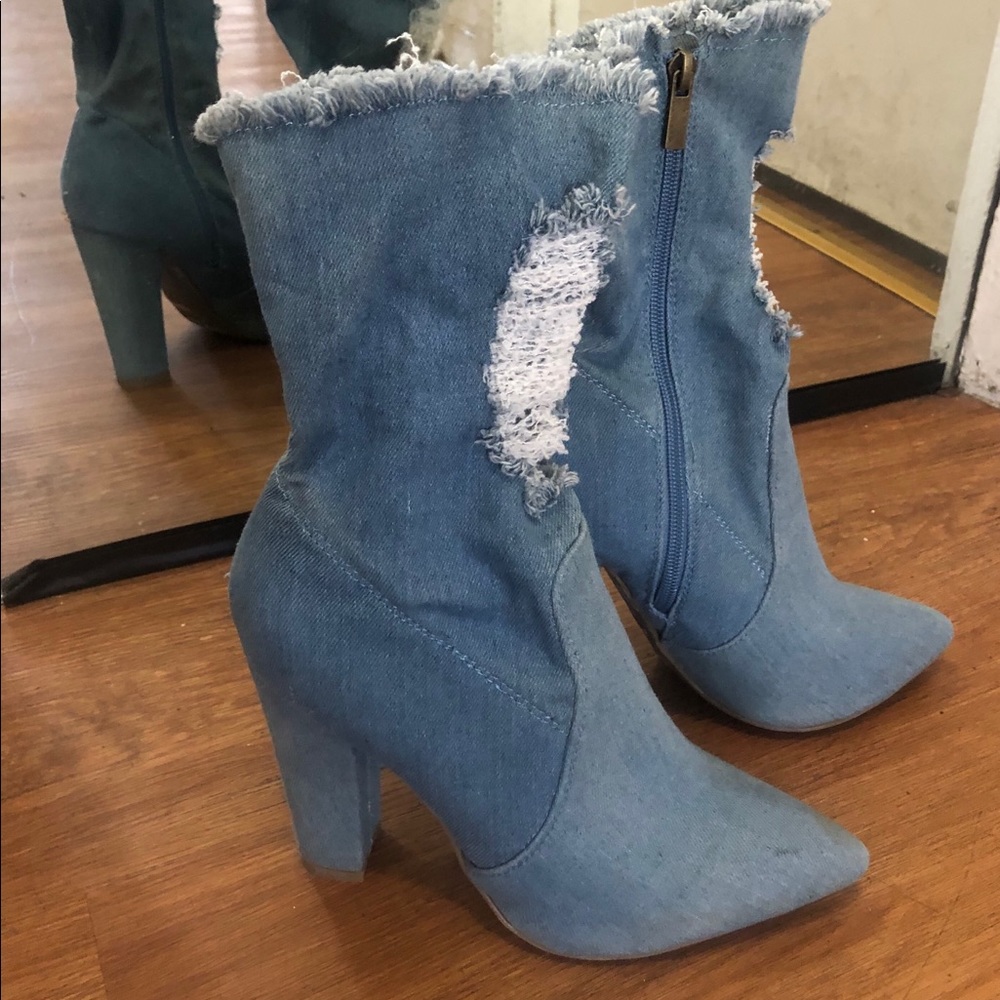 Denim jeans ripped high heels half boots pointed